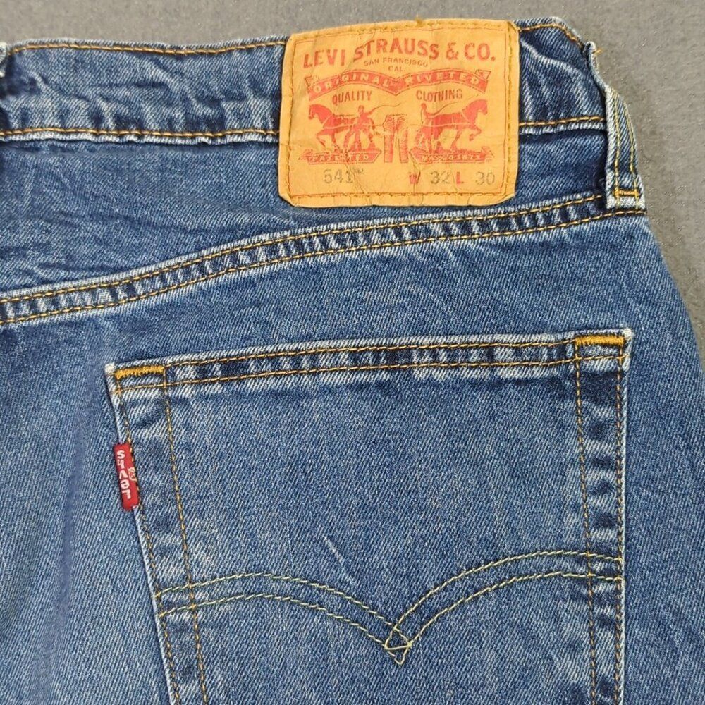 Levi's Jeans Men's 32x30 Fits 32x27 Blue 541 Athletic Fit Tapered Leg Denim